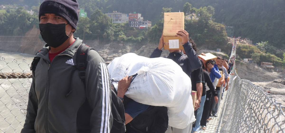त्रिशुली बजार जोड्ने झोलुङ्गे पुल सञ्चालनमा