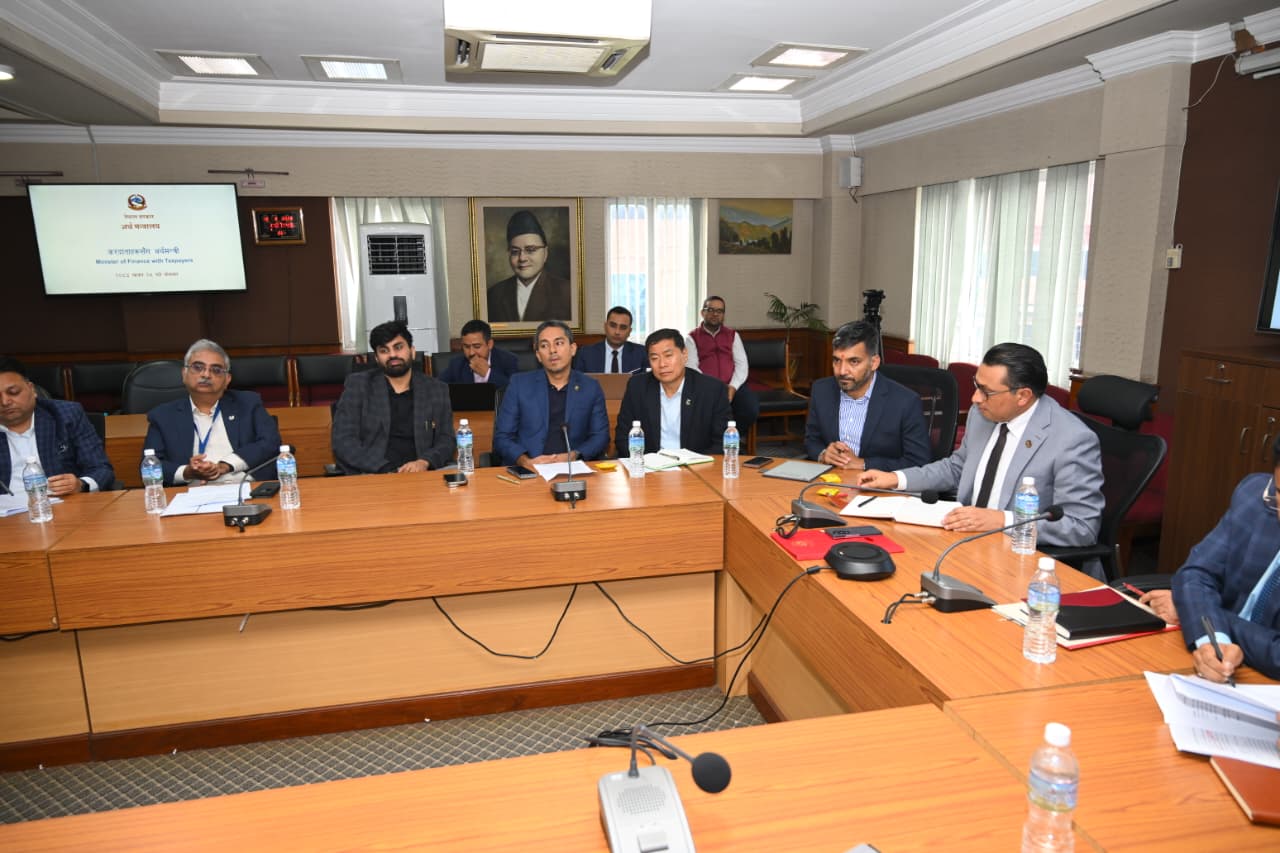 नेपालमा २ खर्ब लगानी थपिँदै