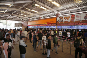 दशैंमा घर जान नयाँ बसपार्कमा सर्वसाधारणको भीड