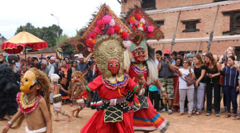 गाईजात्राअघि भक्तपुरमा धून गुञ्जायमान