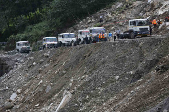 कोदारी पहिरो : स्थानीय र व्यापारीहरुलाई सधैंको सास्ती