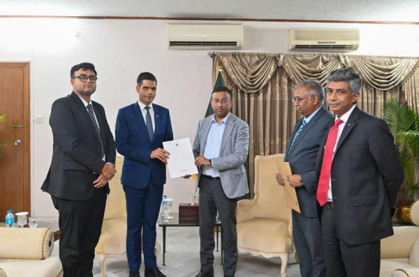 बंगलादेशद्वारा नेपाललाई १० लाख अमेरिकी डलर सहयोग