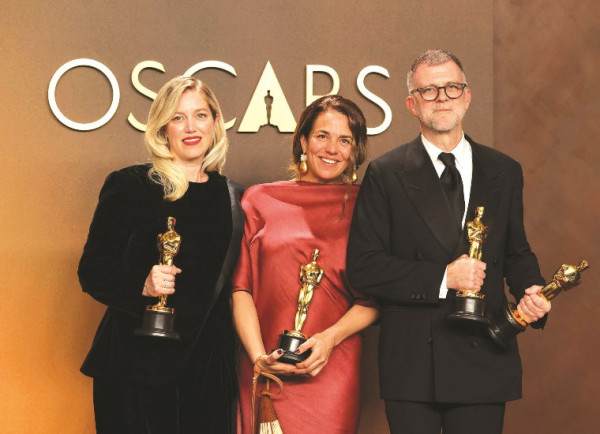 लय समात्दै अस्कर अवार्ड