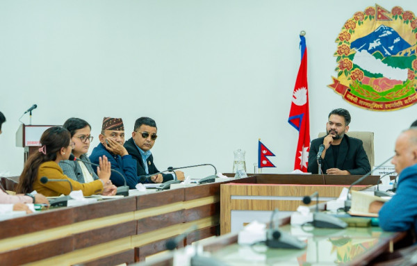 गृहमन्त्रीको कार्यशैलीबारे रास्वपा सांसदकै गुनासो