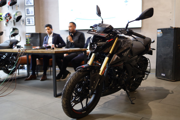 बजाज पल्सर एनपीएलको ‘टु ह्वीलर पार्टनर’