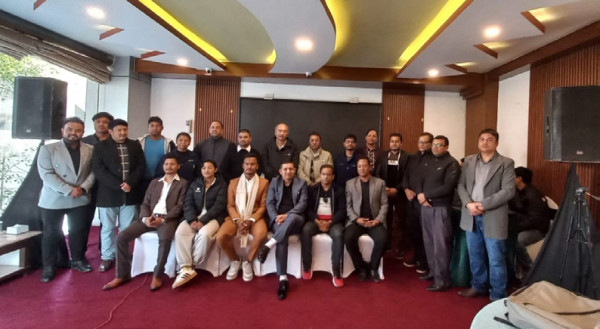 बिज एजुकेशनको ब्रान्ड एम्बेसडरमा क्रिकेटर धामी