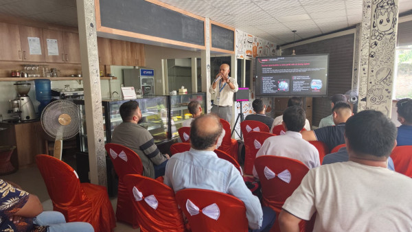 कमर्शियल वाशिङ मेसिन सेमिनार सम्पन्न