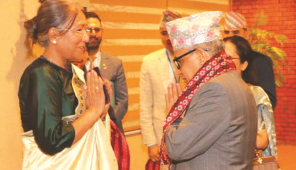 प्रधानन्यायाधीश शर्मा भारत भ्रमणमा, मल्ल कार्यवाहक