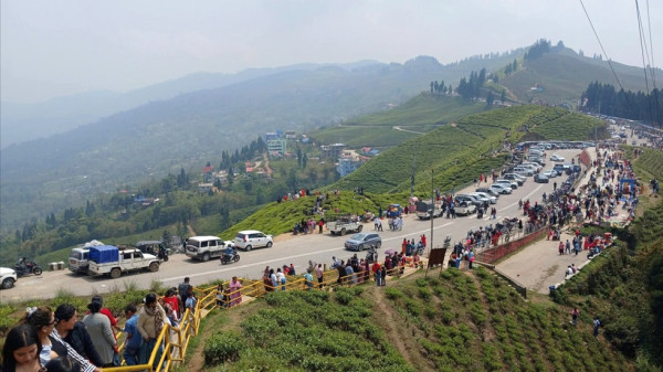 पर्यटकको भीड