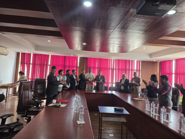 नागरिक लगानी कोष र काठमाडौं विश्वविद्यालयबीच सम्झौता