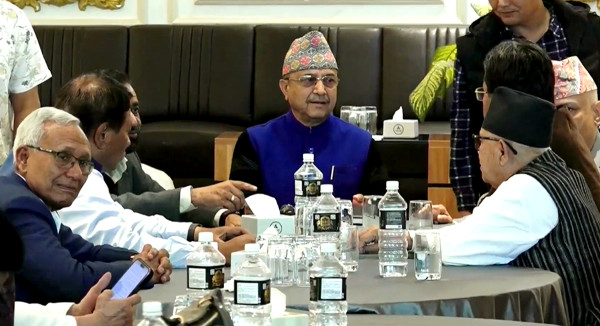 देउवापक्षीय कांग्रेसले भन्यो-गगन थापालाई सभापति मान्दैनौँ