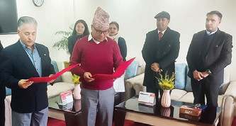 महालक्ष्मीका नवनियुक्त अध्यक्ष उपाध्यायले लिए सपथ