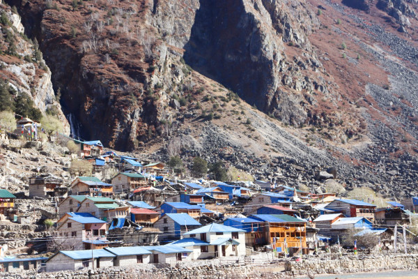 चिसो बढेपछि मुगुका गाउँ खाली