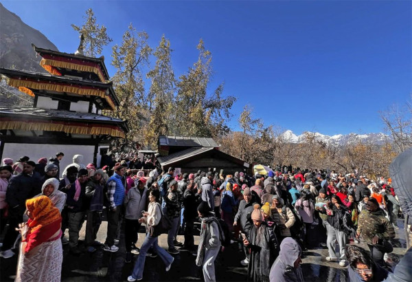 मुस्ताङमा थामिसक्नु छैन पर्यटकको चाप