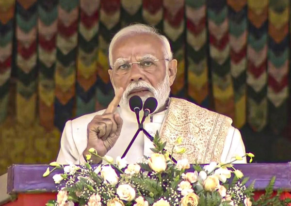 दिल्ली विस्फोटका दोषीलाई कठोर कारबाही गर्ने मोदीको चेतावनी