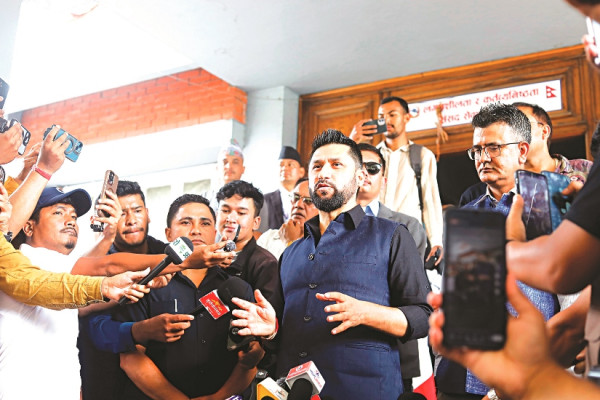 सरकारको भूमिकामा उठ्यो प्रश्न