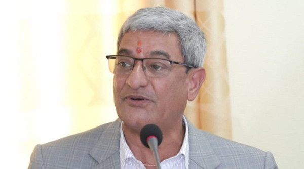 पूर्व गृहमन्त्री रमेश लेखक पक्राउ