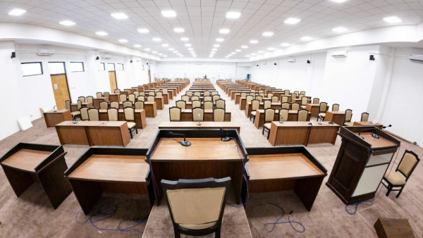 संसद् तयारी धमाधम