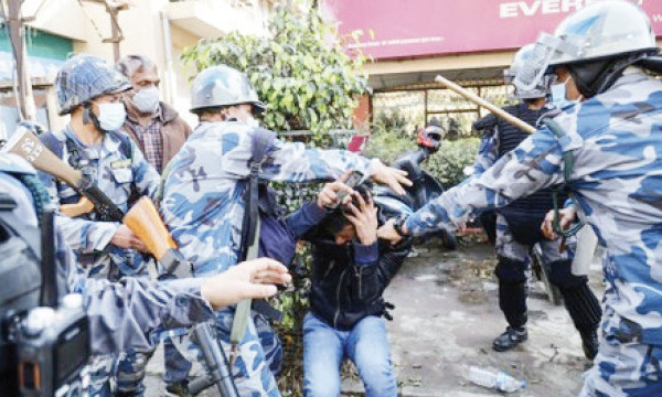 रक्षक नै भक्षक