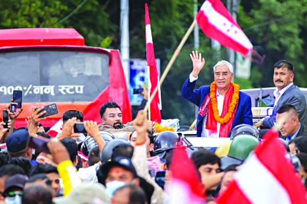 देउवा पाँच महिनापछि फर्किए स्वदेश
