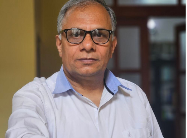 तथ्यांकविद् बने मुख्य सचिव