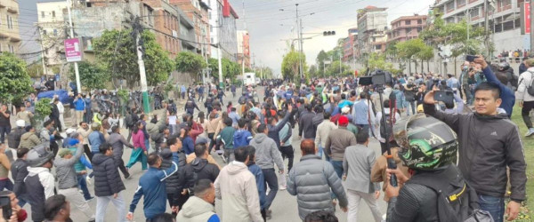 एमालेको प्रदर्शनका कारण माइतीघर क्षेत्र तनावग्रस्त