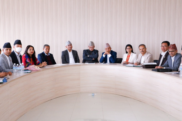 ओली र लेखकको गिरफ्तारी ‘गैरकानुनी र पूर्वाग्रहपूर्ण’ ठहर, तत्काल रिहाइको माग