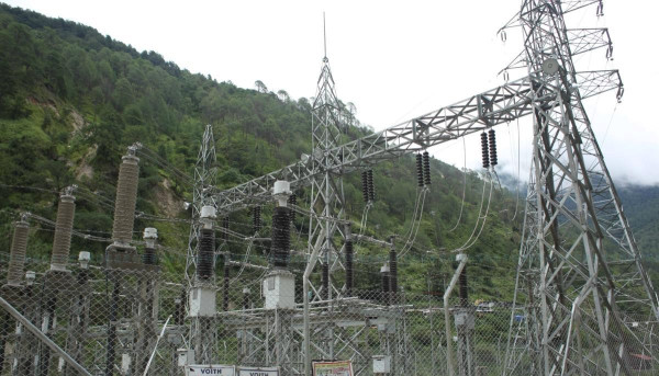 चट्याङबाट क्षति पुगेको रसुवाको विद्युत् सेवा पुनः सञ्चालन