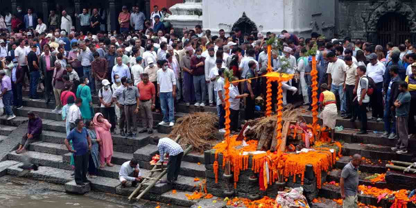 कांग्रेसका वरिष्ठ नेता श्रेष्ठको अन्त्येष्टि