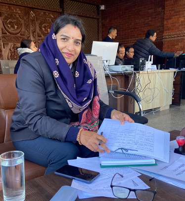 काठमाडौंका नौ क्षेत्रमा निर्वाचन अधिकृतमा महिला