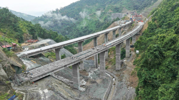 द्रुतमार्ग १४ महिनामा सकिएला ?