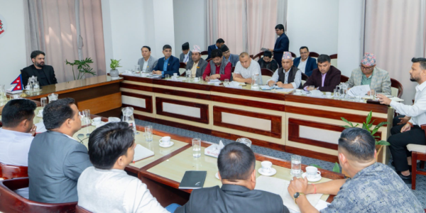 बाढीपछिको पुनःस्थापनामा स्रोतको कुनै कमी हुन नदिने प्रधानमन्त्रीको प्रतिबद्धता