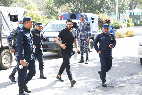 रवि र छविको मुद्दामा प्रमाण माग्दै अदालत, जिल्लाको आदेशसहित, प्रमाणका लागि बिहीबार मिसिल माग्ने आदेश