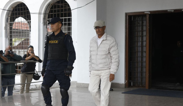 पूर्वगृहमन्त्री लेखकलाई रिहा गर्न सर्वोच्चद्वारा अस्वीकार