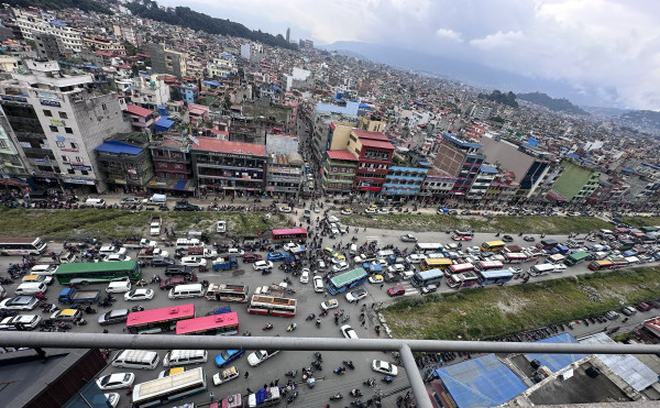 सवारीसाधनको भीड व्यवस्थापन होस्
