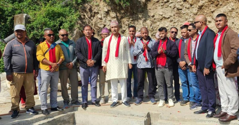 महासंघ अध्यक्ष निकोलस पाण्डेद्वारा झोलुङ्गे पुल उद्घाटन, पुल सञ्चालनपछि हजारौं लाभान्वित