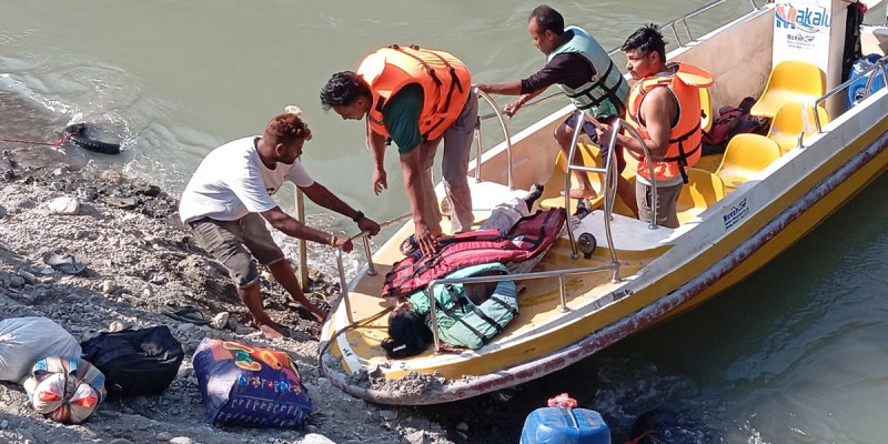 सप्तकोशीमा मोटरबोट दुर्घटना, तीनको मृत्यु, पाँच बेपत्ता