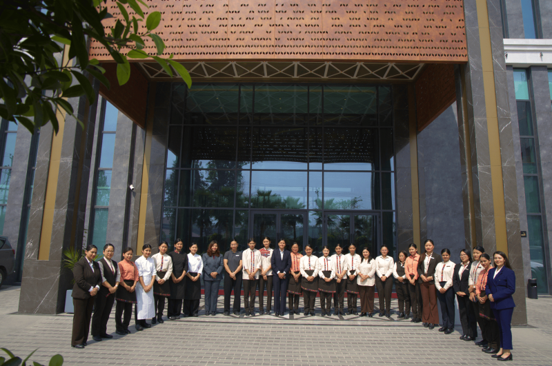 महिला कर्मचारीलाई ह्यात प्लेस बुटवलको सम्मान