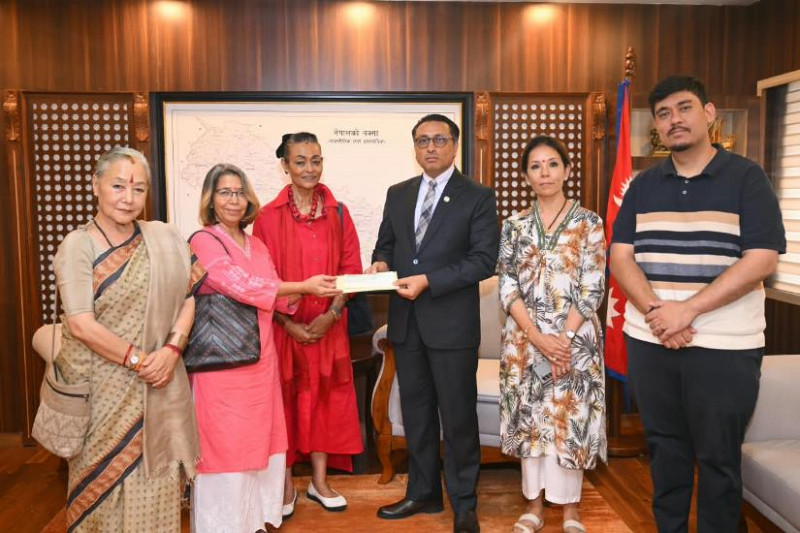 सद्‌गुरु ईशा नेपालद्वारा राहत कोषमा १ करोड सहयोग