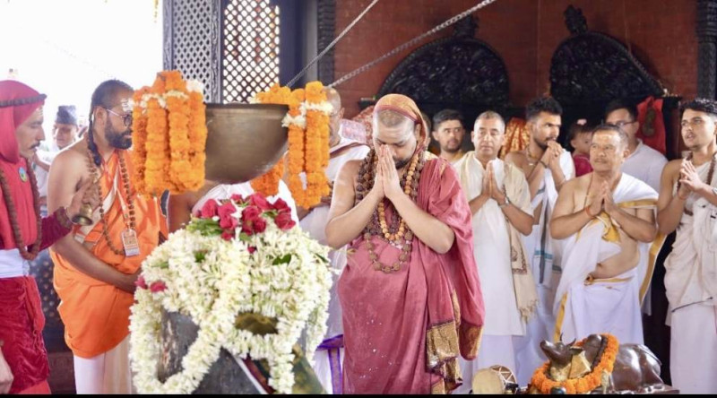 जगद्गुरु शंकराचार्य श्री श्री विधुशेखर भारती महास्वामीजीद्वारा चन्द्रागिरि दर्शन