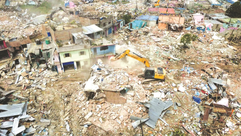 सुकुम्वासी बस्ती उठाएर मनोहरा किनार मैदान