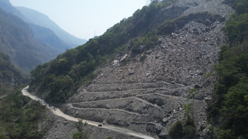 ‘बेन्चिङ’ विधिबाट पहिरो रोकथाम