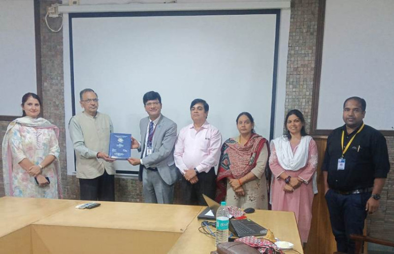 विपद् विज्ञ अर्याललाई विद्यावारिधि उपाधि