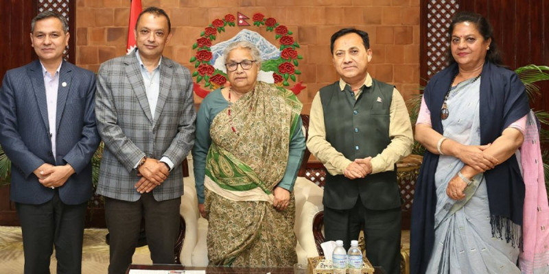 प्रधानमन्त्रीसँग कांग्रेस सभापति थापासहित पदाधिकारीको भेट