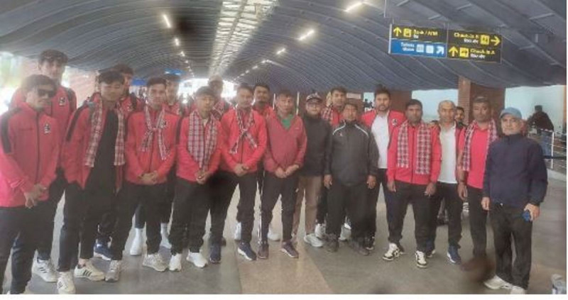 लाओस पुग्यो फुटबल टोली