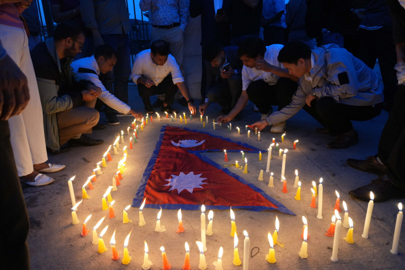 हामी महान् हुने हो भने ...