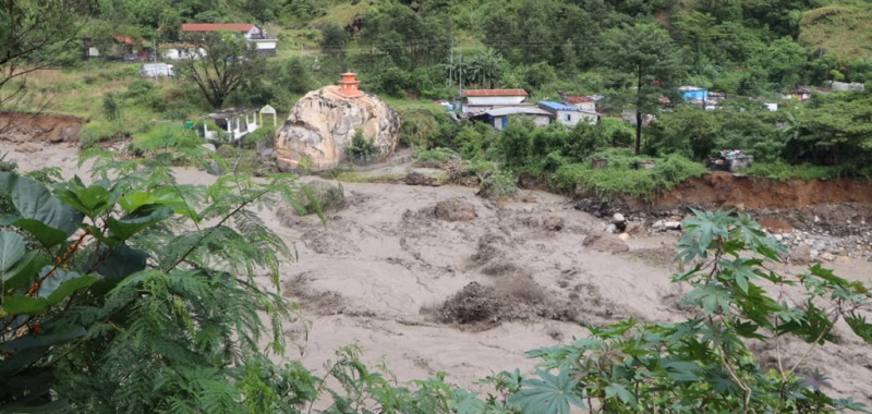 बागलुङमा पहिरोको बितण्डाः १० जनाको मृत्यु, एक बेपत्ता