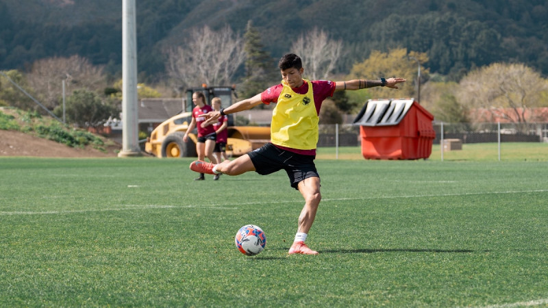 उपचारार्थ साम्बाको सहयोग याचना