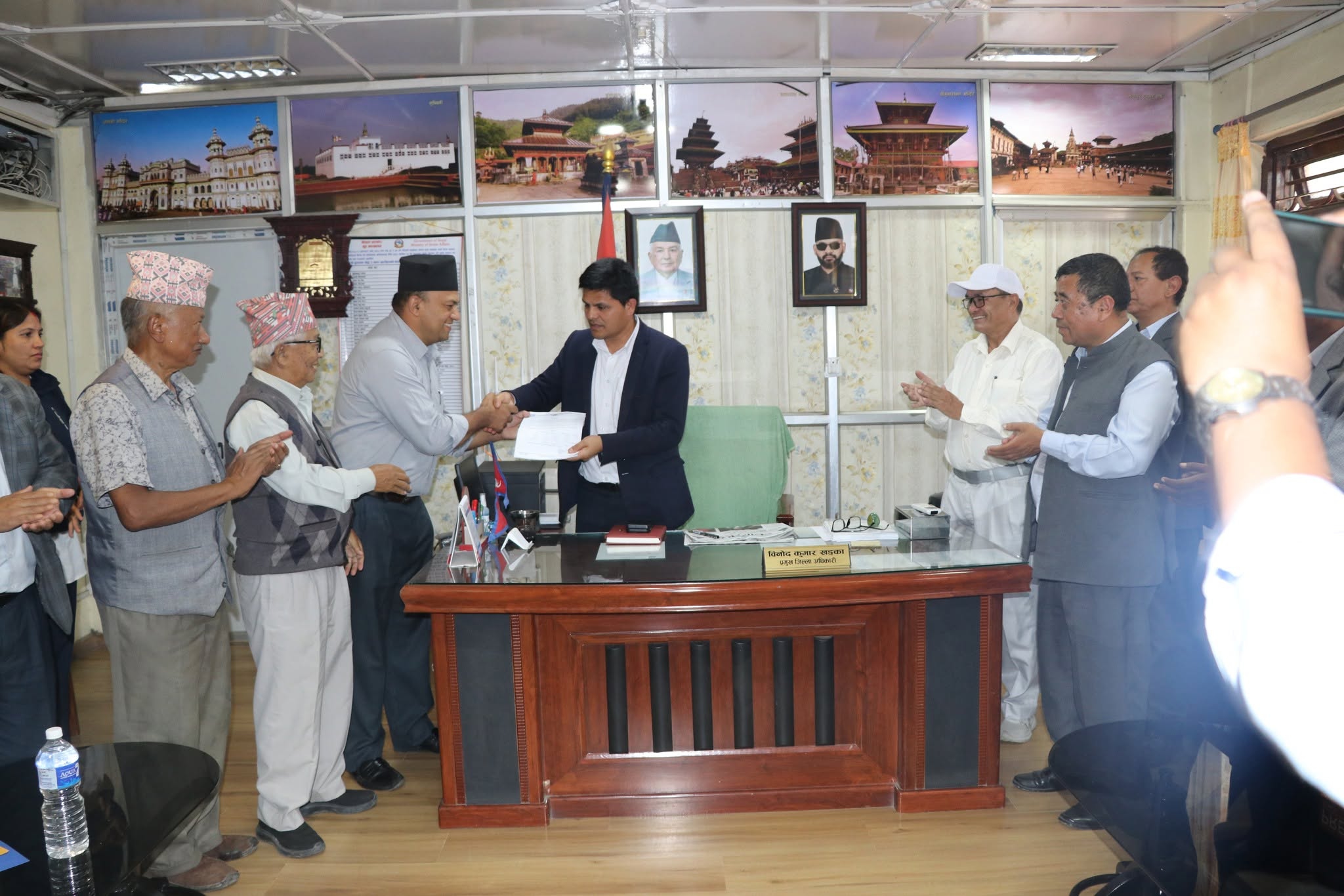 वागीश्वरीले दियो बाढी पीडितका लागि करिब १२ लाख