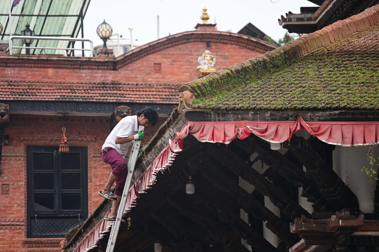 Basantapur-cleaning-for-Indrajatra_NPL-(14)-1756705973.jpeg